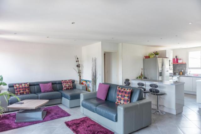 Residence Groupama Lyon Meyzieu ภายนอก รูปภาพ