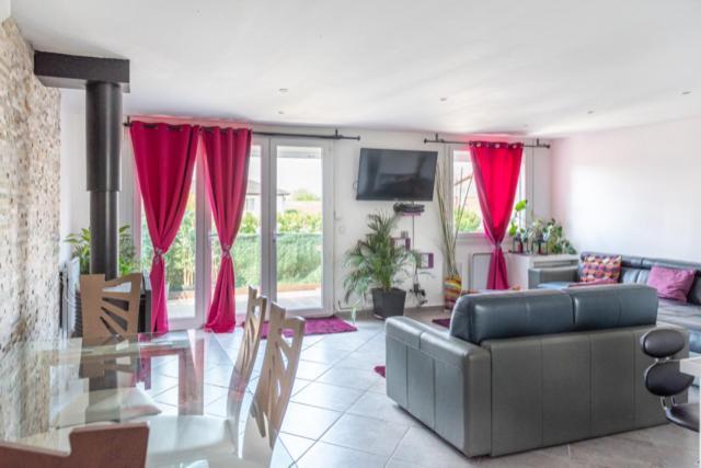 Residence Groupama Lyon Meyzieu ภายนอก รูปภาพ
